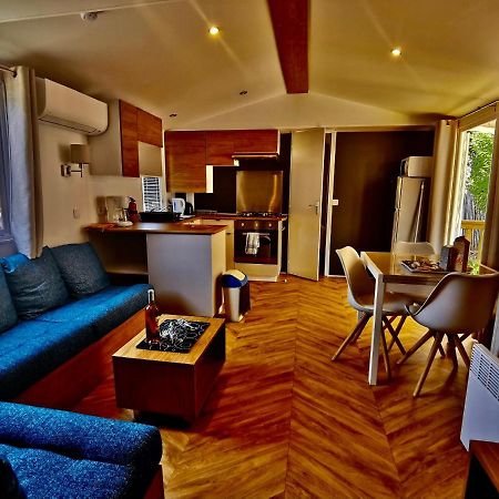 Evasion Lodge Gastes Bagian luar foto